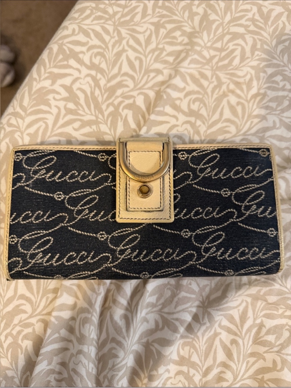 ✨ Gucci Denim Script Canvas Continental Wallet ✨